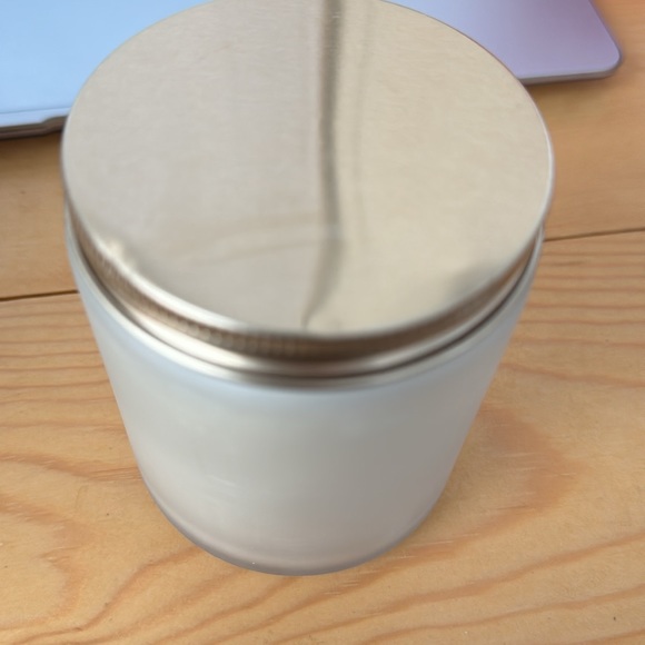 NWT Lavender Aunt Themed Candle - Picture 4 of 7